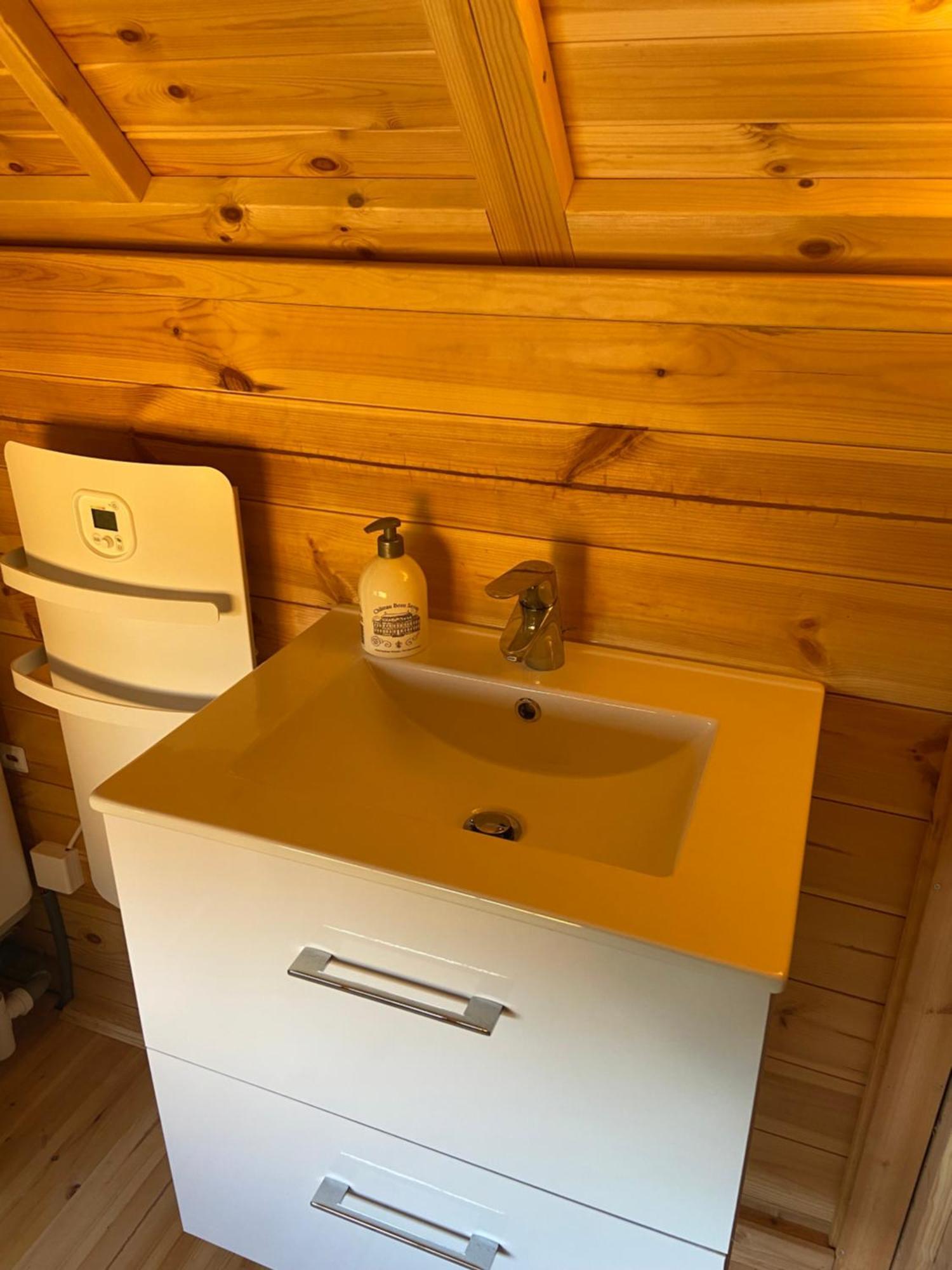 Maison Bois Kota / Bain Nordique / Proche De La Mer / Kota Grill Longueil ภายนอก รูปภาพ